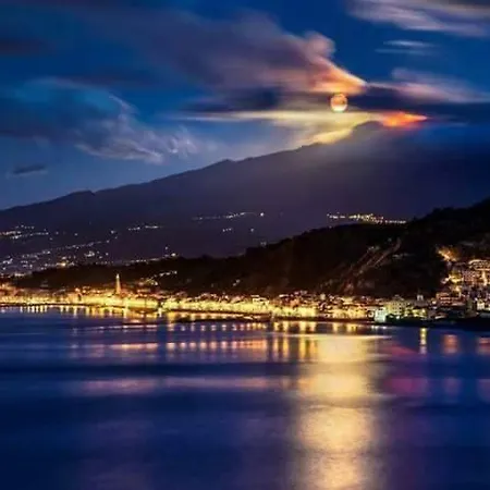 Taormina Castle And Sea View Appartement Buitenkant foto