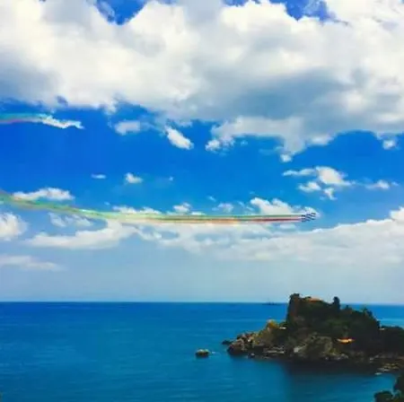 Taormina Castle And Sea View Appartement Buitenkant foto