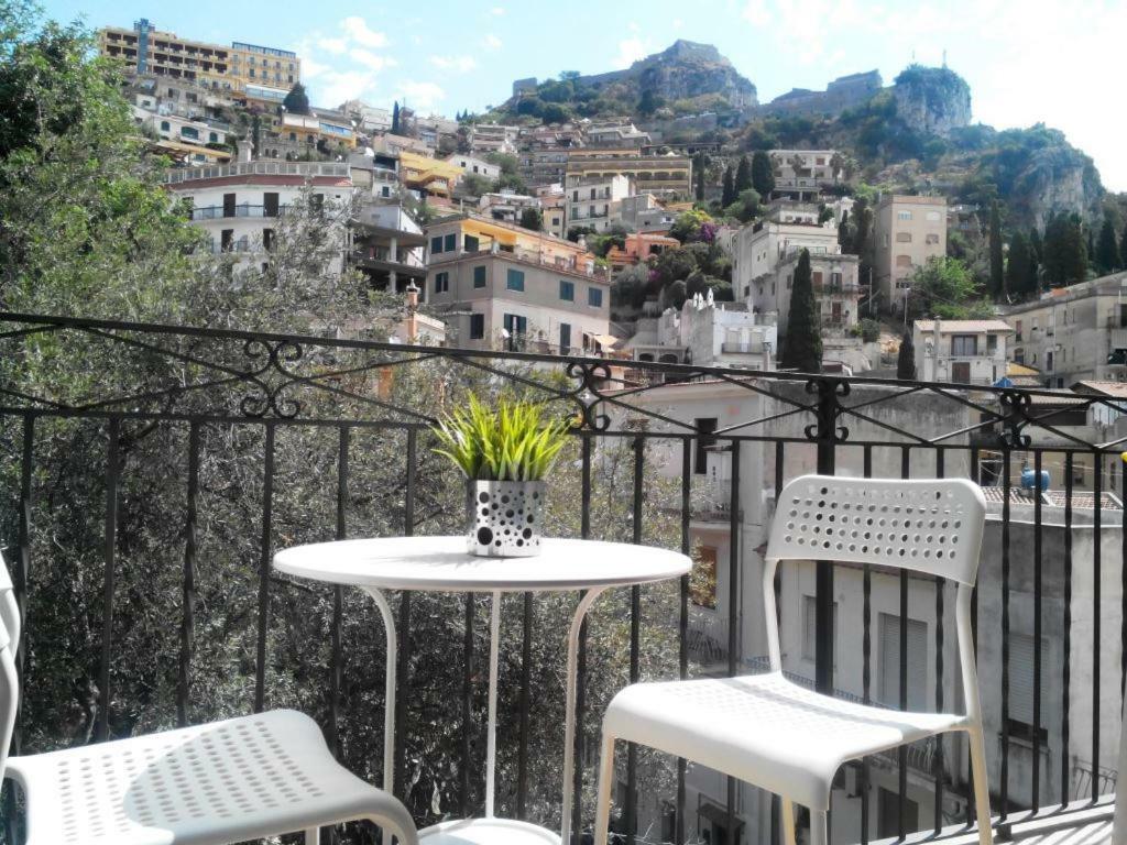 Castle And Sea View Apartment Taormina